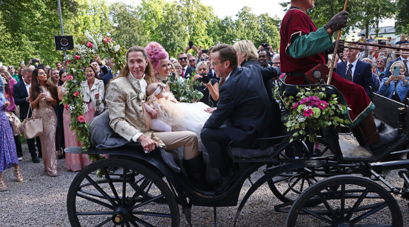 Bildspel, Dagens bild: Statsministern gästade kändisbröllop i Vadstena